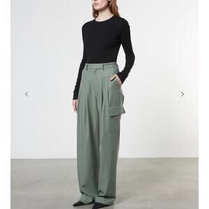 ENZA COSTA Pants Womens 26 Sage Green Cargo Trouser Please Straight Leg NWOT